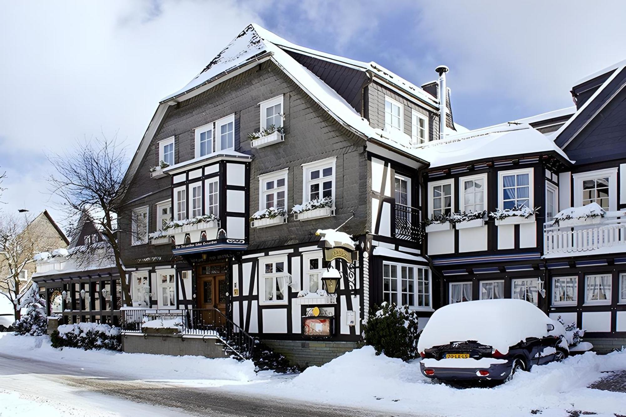 Landhotel Albers Шмалленберг Экстерьер фото